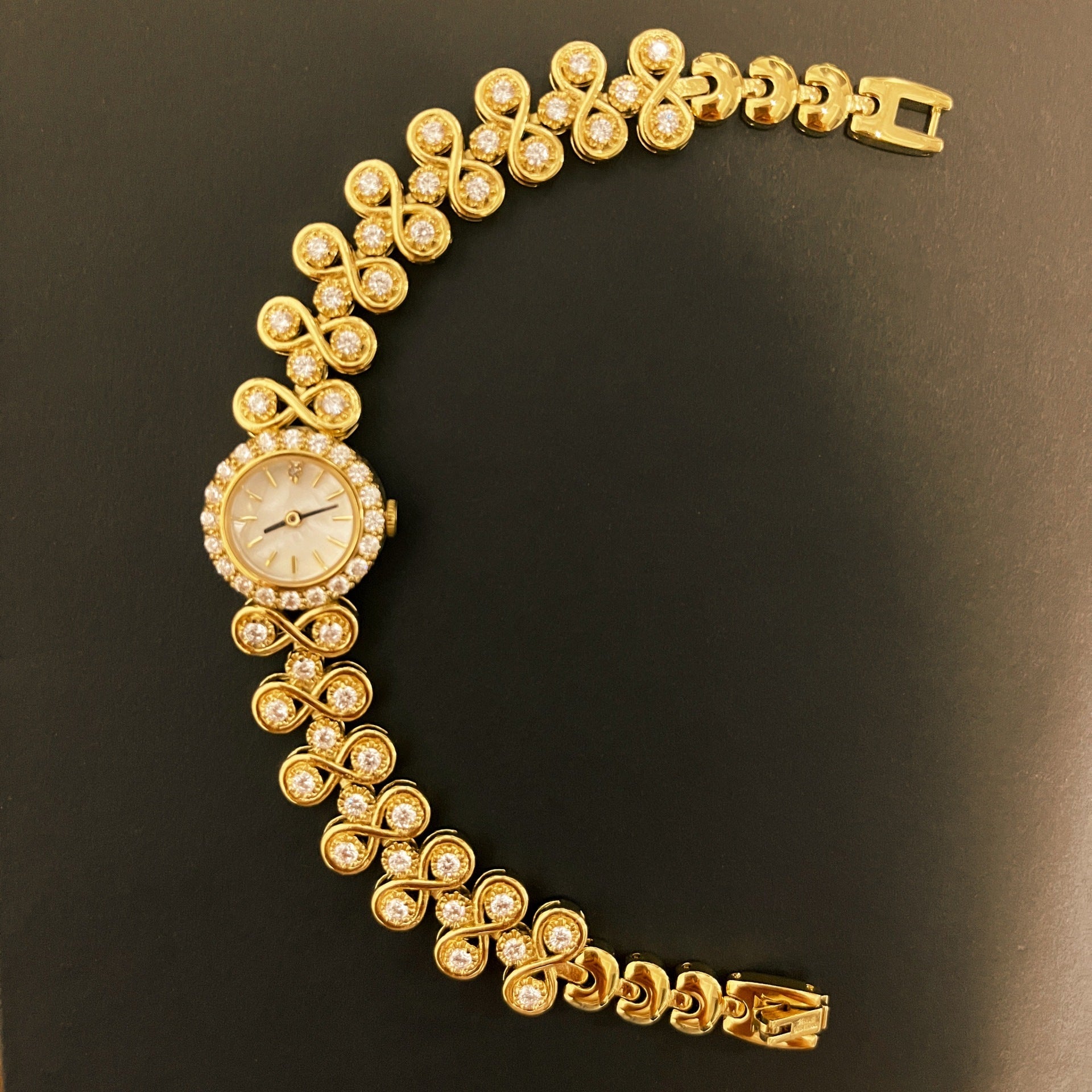 Jewelry Antique Luxury Diamond Quartz Women&