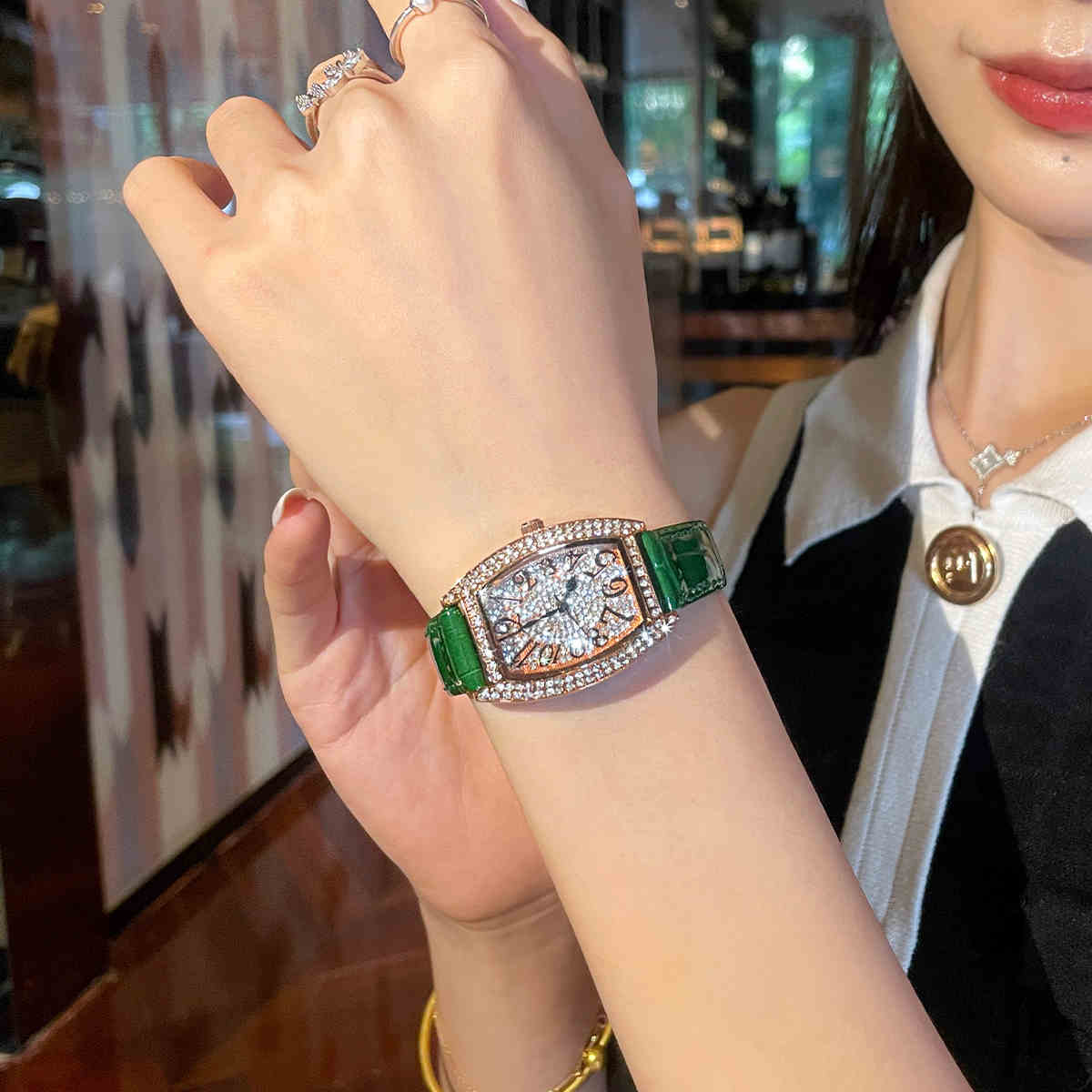 Fashion Starry Red Belt Women&