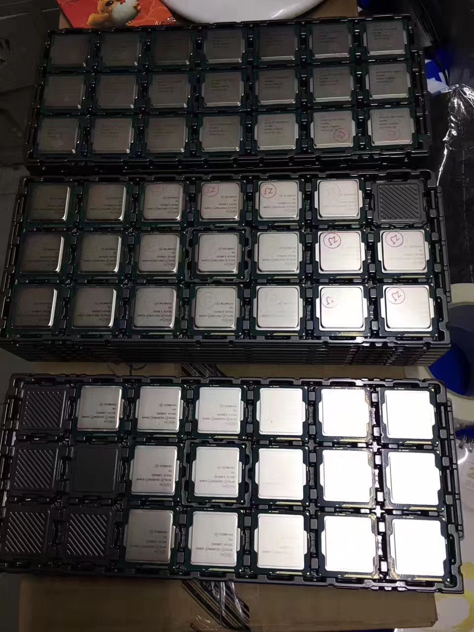 4 Cores 8 Threads 12MB LGA 1700 60W Processor