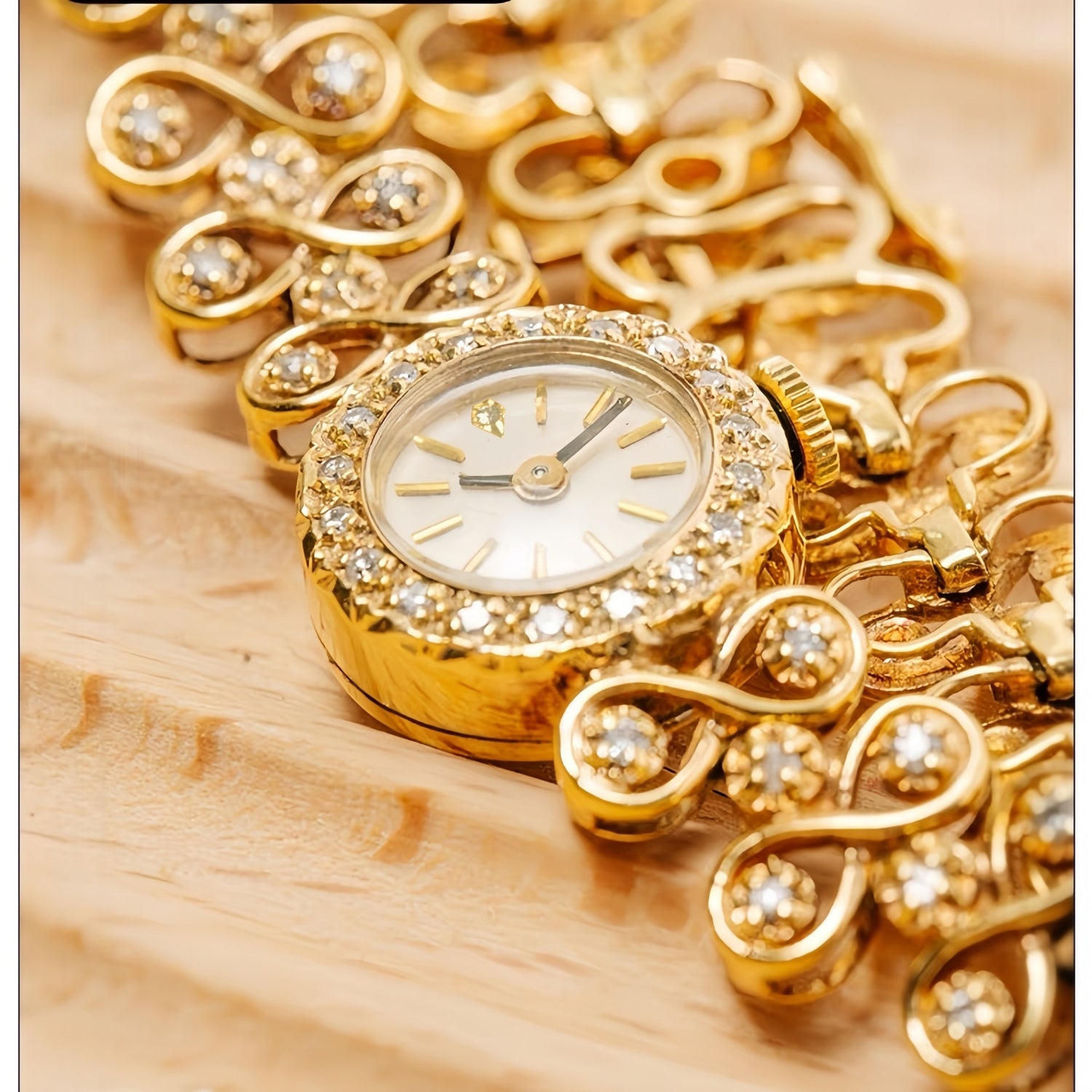 Jewelry Antique Luxury Diamond Quartz Women&