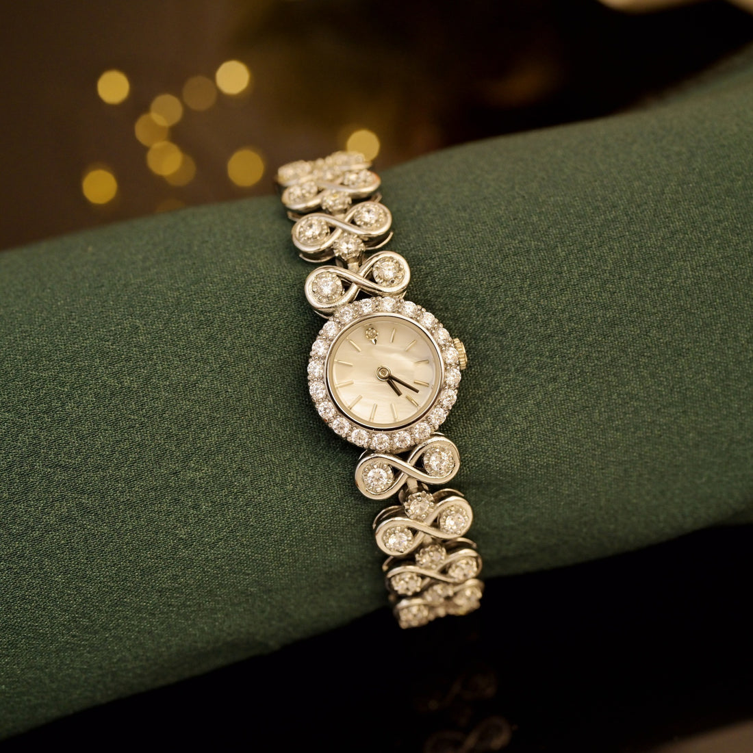 Jewelry Antique Luxury Diamond Quartz Women&
