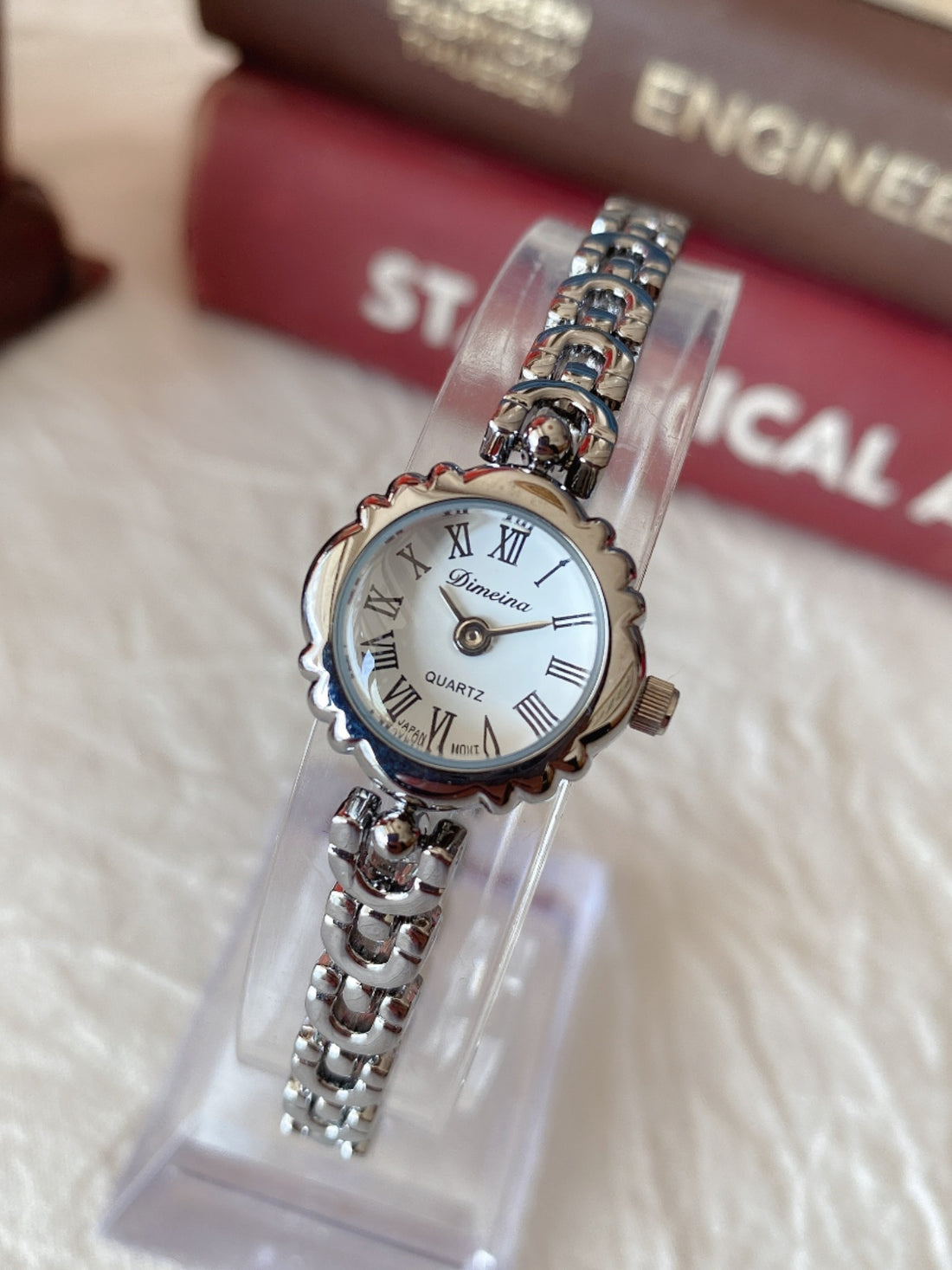 Casual Retro Bracelet Quartz Women&